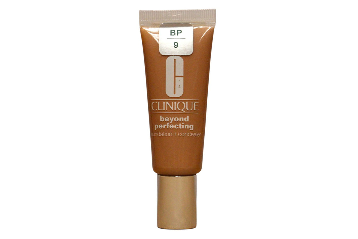 Clinique, Beyond Perfecting, Parabenfri, Matt finish, Flytande foundation & concealer 2-i-1, BP9, Neutral, 10 ml